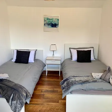 Urba Luxury 3 Bed Stays Sheffield Central Exterior photo